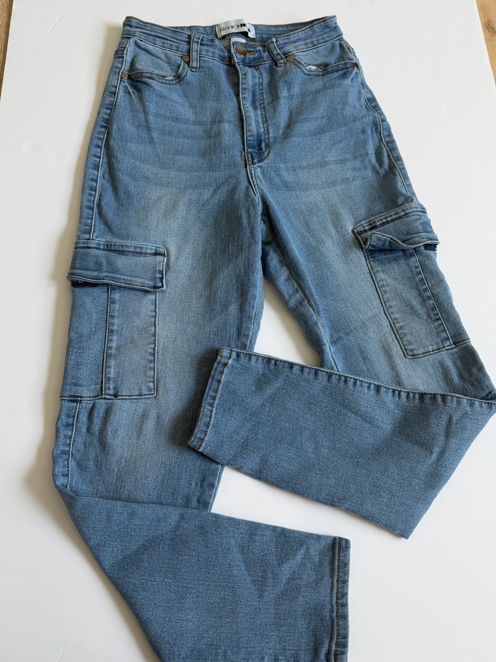 Fashion Nova Light Wash High Rise Cargo Jeans Size 7 Straight Leg Y2K